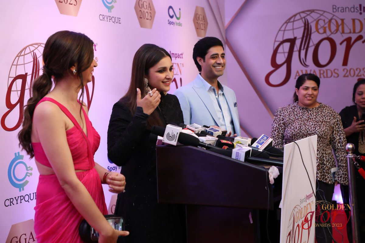 brands_impact's tweet photo. Brands Impact Founder, Amol Monga @AmolMonga and Director, Ankita Singh @_AnkitaSingh addressing the media along with chief guest, Parineeti Chopra at the recently held Golden Glory Awards 2023!

#gga2023 #goldengloryawards2033 #brandsimpact #parineetichopra #media https://t.co/6lRISGo6TP