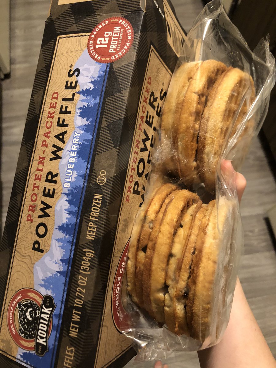 restlessclarity's tweet photo. @KodiakCakes this is the second time I opened my pack of “8” waffles and there were only 7…what gives? https://t.co/RyNYjMzLcL