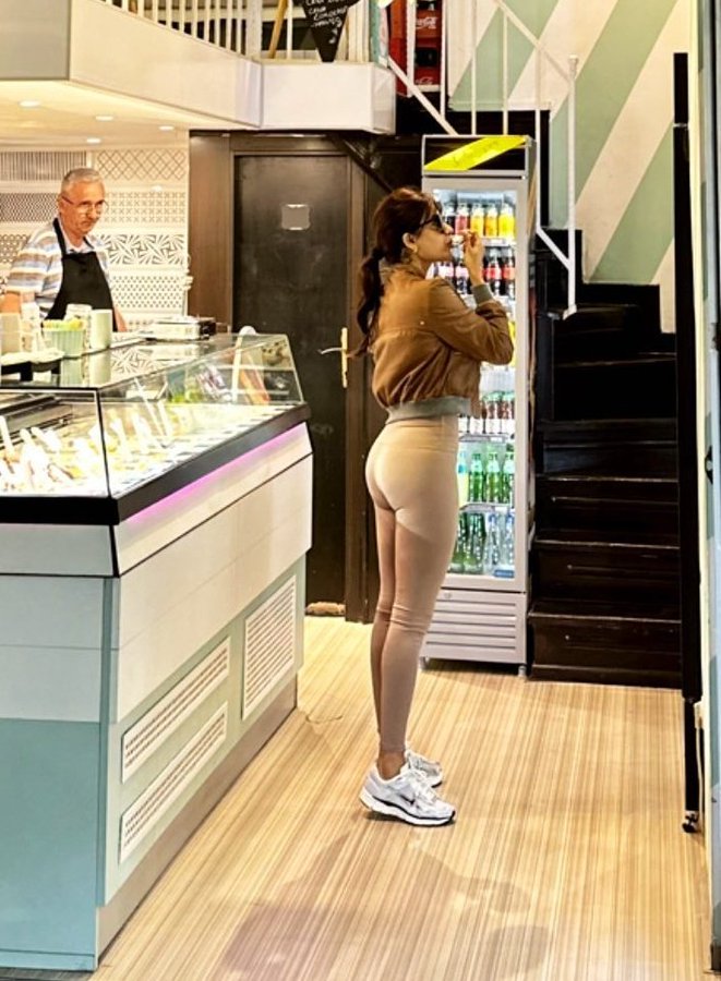 FzoNv7PXsAA4xTb?format=jpg&name=900x900