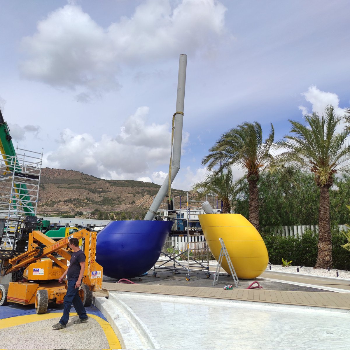 EbantechOficial's tweet image. Sigue subiendo...

#ebantech #solidsurface #solidsurfacedesign #estrutura #escultura #estatua #sculpture #ingenieria #ingenieriacivil #design #arquitectura #architecture #instadesign #instaarchitecture #instalike #murcia #alicante