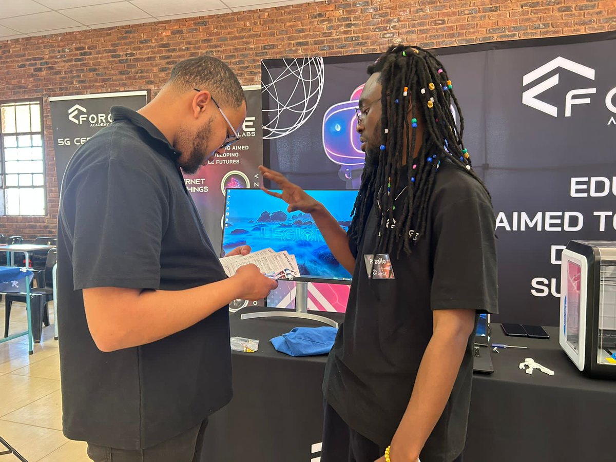 KST_DWSD's tweet photo. [Gallery] More pictures from the @Kagiso_Trust's career day exhibition. @SasolSA @CAPSMediaSA 

#PartneringforExcellenceinEducation 
#KSTDWSD https://t.co/JEZuaqUuiS