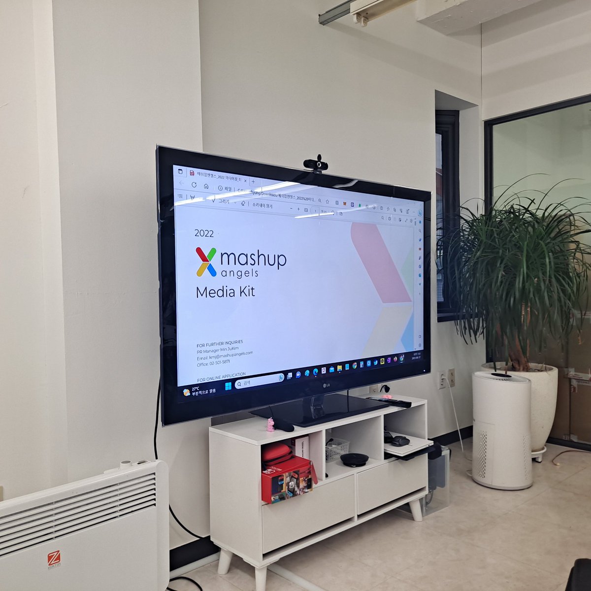 caleyp_ark's tweet photo. #Mashupventures #EVCC
기업가정신 전공 김창훈 교수님과 거의 4년만의 재회 https://t.co/7wM0W13lxM