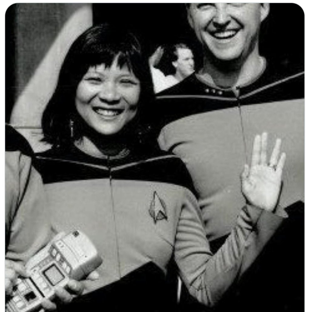 ewokspock tweet media