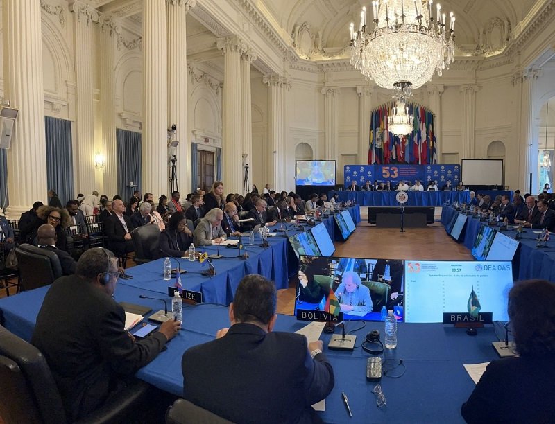 La OEA aprobó por aclamación declaración por Malvinas

radionoba.com.ar/noticias/gener…