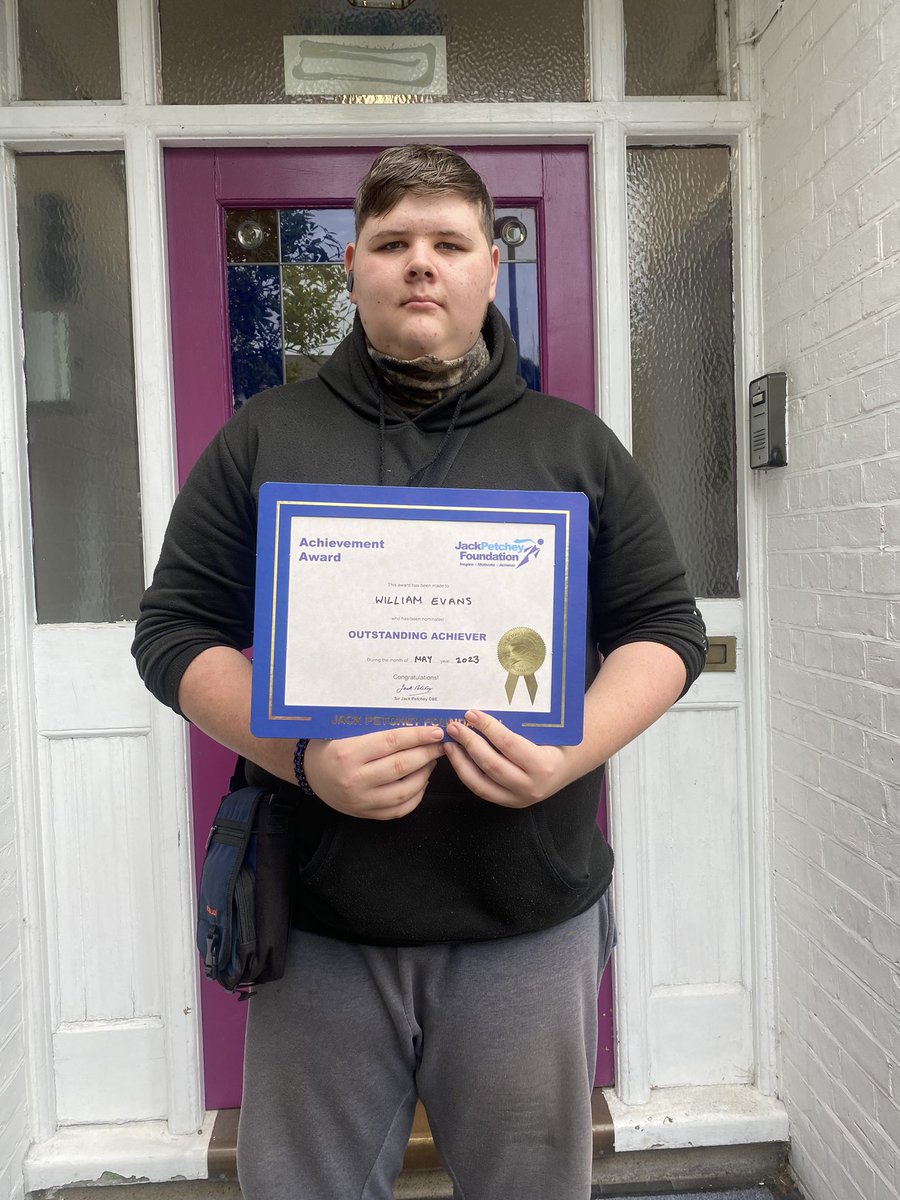<a href="/JPFoundation/">Jack Petchey Fdn</a> <a href="/younglewisham/">YoungLewishamProject</a> Congratulations to our amazing year 10 student William who won the Outstanding Achiever award from the Jack Petchey Foundation at the Young Lewisham Project. We’re very proud of him.