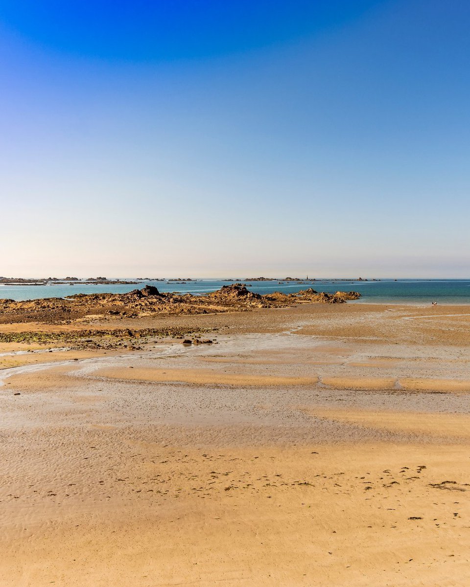 Two-Days in #Jersey⛵🌊

Jump on a flight from UK, or hop on the ferry, &amp; you could be in the sunniest spot in the British Isles

Discover our perfect Jersey itinerary bit.ly/TwoDaysInJersey

#NotJustTravel #PersonalTravelConsultant #WeekendBreaks #TwoDaysInJersey #IslandLife