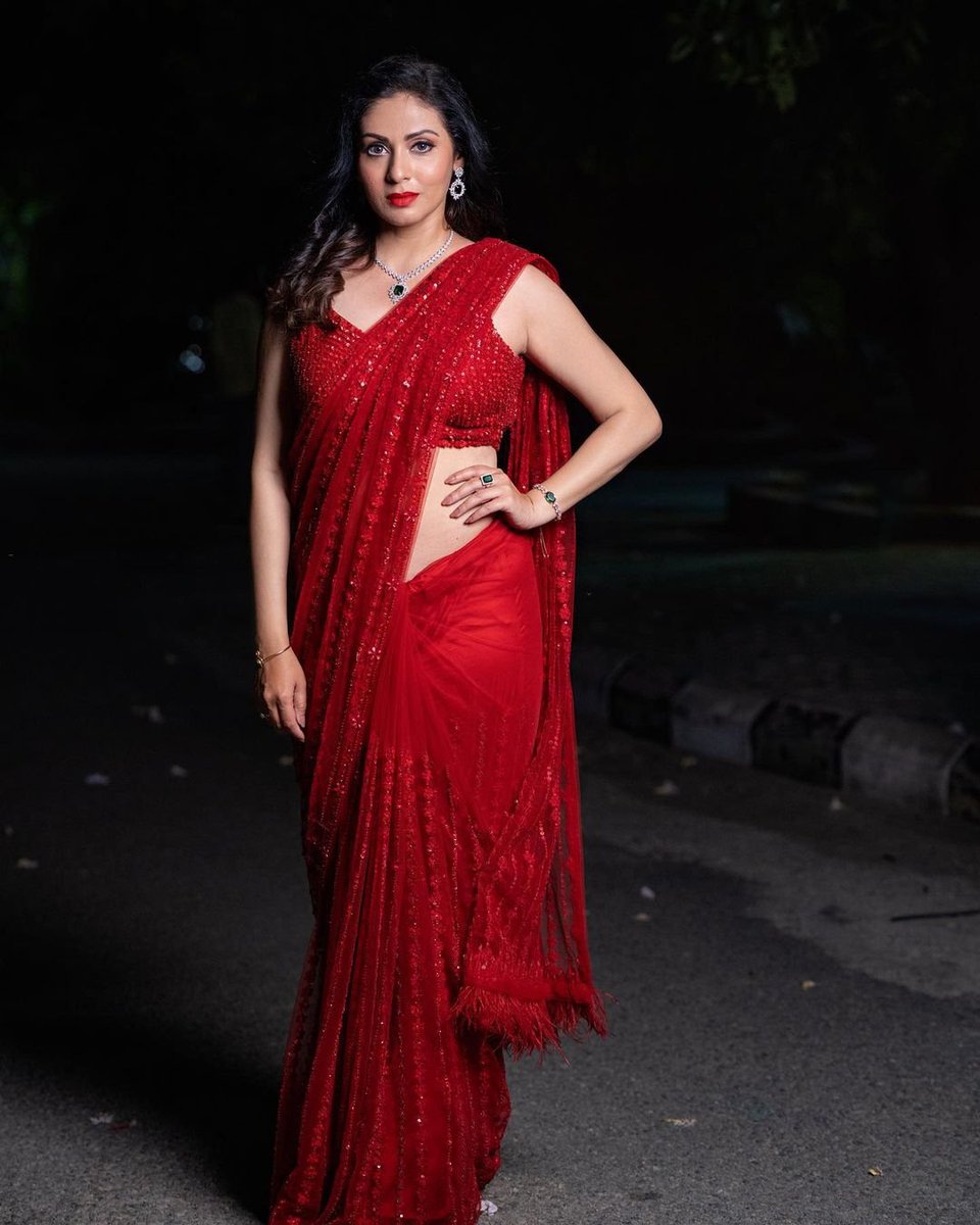 unmaiofficial's tweet photo. #Sadaa Stunning Clicks ♥️ #Sadha #unmai https://t.co/BtaxCgBzpe