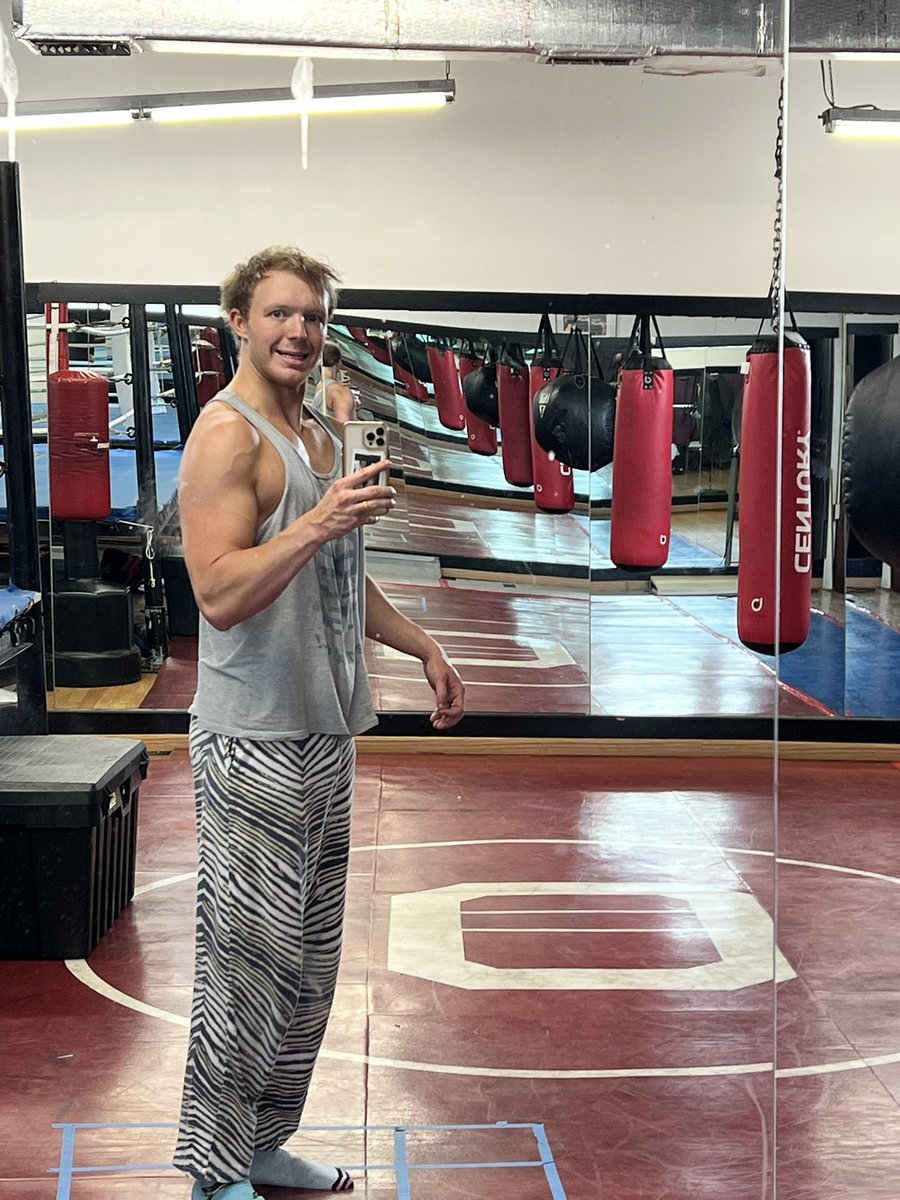 ReggieCollins19's tweet image. “Get the blood to flow in every #NookAndCranny”

#WellOiledMachine #Reggielution