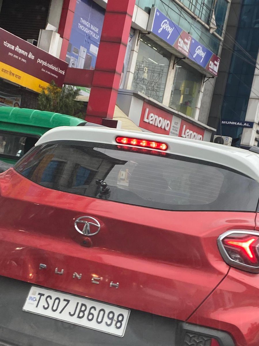 architectrahuls's tweet photo. @HYDTP @hydcitypolice @TelanganaDGP, Car (TS07JB6098) rear-ended my car at Banjara Hills Road No.1 near Virinchi Hospital Signal. Driver fled the scene and was abusing me when I tried to stop &amp; follow. Please intervene immediately. Time: 5:36pm. Thank you. https://t.co/XBpHa0Ar13