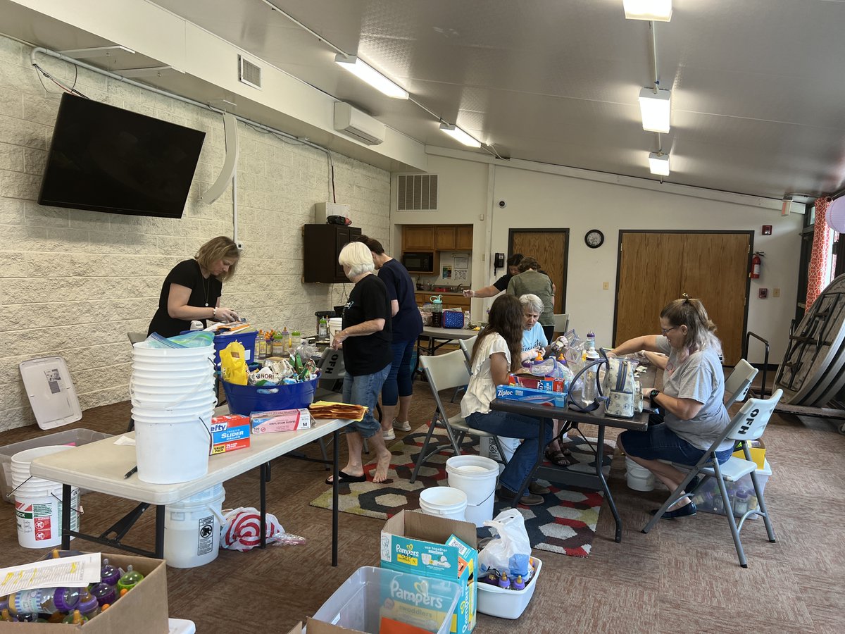 CareNet_Friends's tweet photo. Day Two of collecting Baby Bottles for our Baby Bottle Blitz!! Thanks to ALL our amazing helpers and volunteers!
If you’ve not returned your bottle, PLEASE DO, even if empty! We desperately need your help in this effort, as each bottle not returned costs us a couple of dollars. https://t.co/GdnkUBw5pB