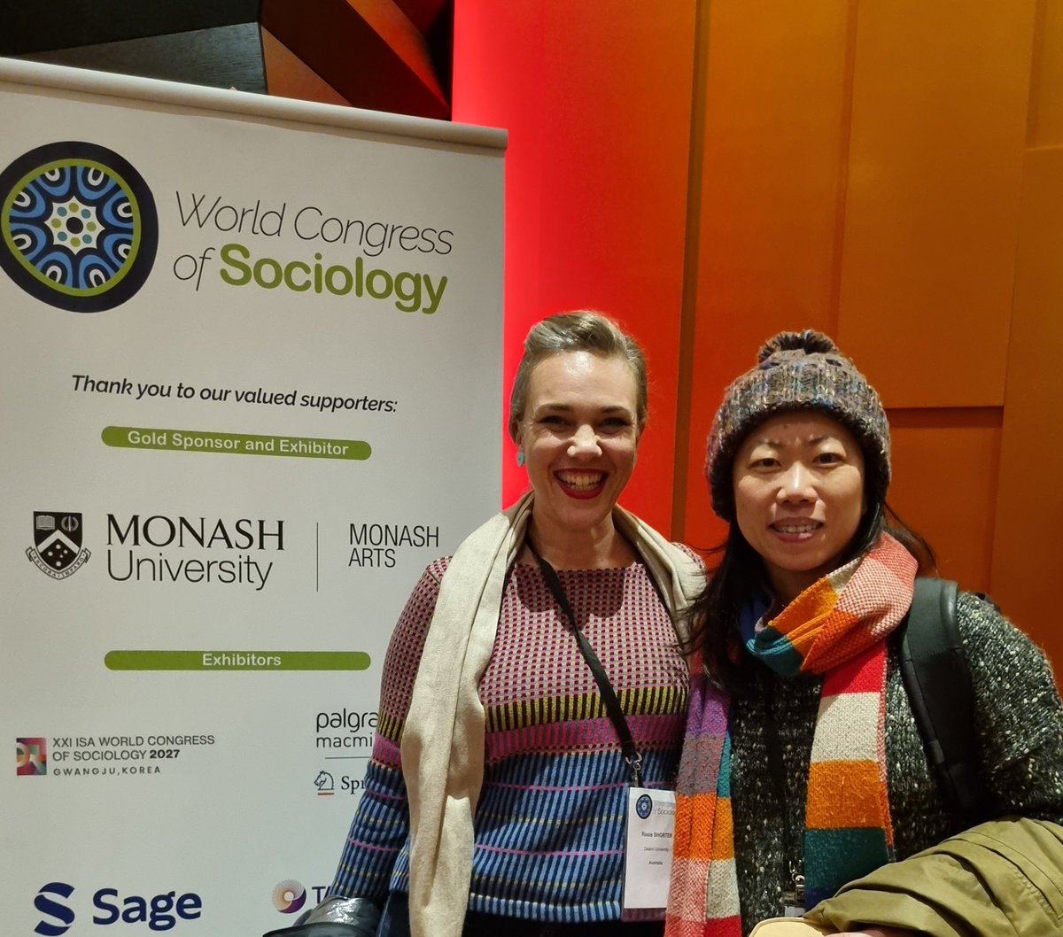 Last year @EnqiWeng asked me to help with the lit review for her @Deakin_ADI project on decolonising the sociology of religion in these lands known as Australia and yesterday we got to present together at @isa_sociology /@isa_rc22 .
#ISAWCS23 

📷 @TitusHjelm