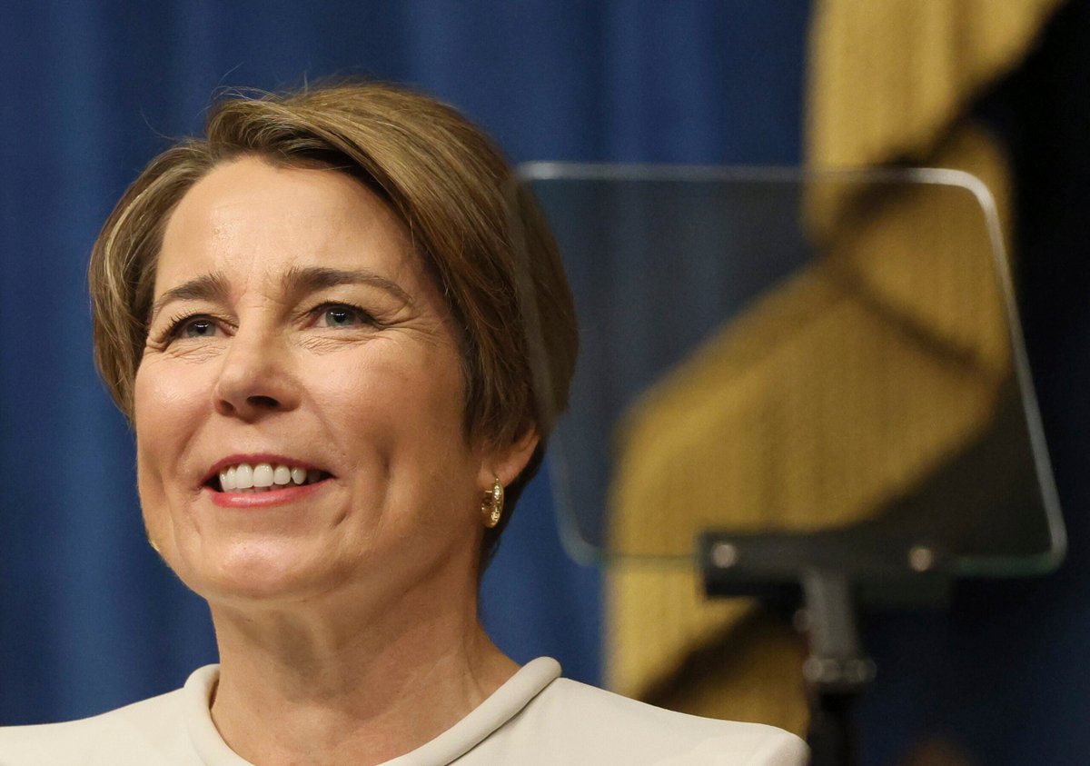 Maura Healey, one of America’s first elected lesbian governors, is visiting Ireland on LBGTQ rights anniversary trib.al/vu3H7LC