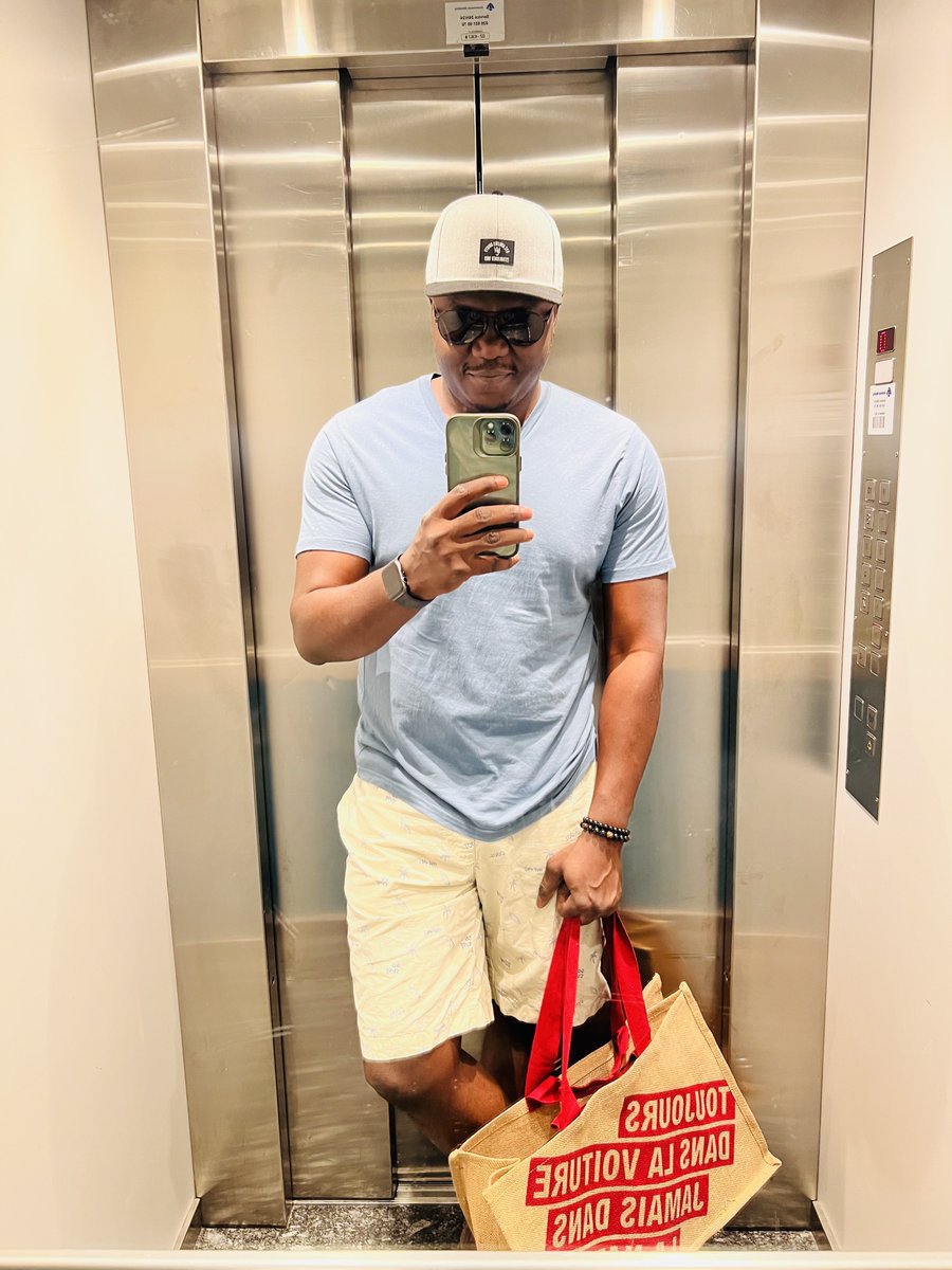 FriBenson's tweet image. Sometimes the lake when you’re taking some annual leaves 😉😎