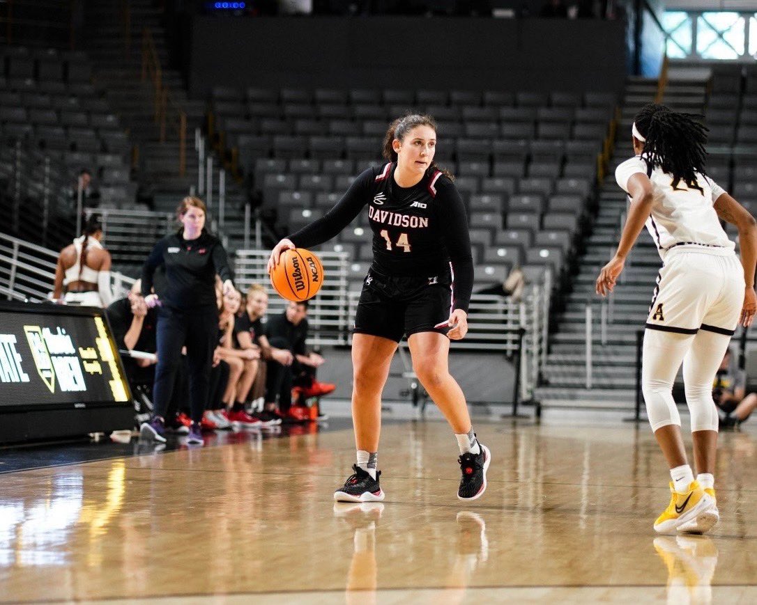 OneandOnePod's tweet photo. Today’s episode features @mplank14 of @DavidsonWBB. She talks about being passionate about basketball from a young age, her career thus far, cycling coast to coast raising money for mental health in her 2021 gap year, &amp; winning the Gold Medal at @Maccabiah2022. Download now! https://t.co/FbtQ0soJzA
