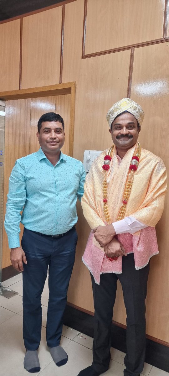 KVCDCofficial's tweet photo. #ಕೆಂಪೇಗೌಡ_ಜಯಂತಿ
ಇಂದು ಕರ್ನಾಟಕ ಒಕ್ಕಲಿಗ ಸಮುದಾಯ ಅಭಿವೃದ್ಧಿ ನಿಗಮದಲ್ಲಿ ಆಯೋಜಿಸಲಾಗಿದ್ದ ಒಕ್ಕಲಿಗ ಸಮುದಾಯದ ಧೀಮಂತ ನಾಯಕ ರಾಜಧಾನಿ #ಬೆಂಗಳೂರು ನಗರದ ನಿರ್ಮಾತೃ ನಾಡಪ್ರಭು ಕೆಂಪೇಗೌಡರ ದಿನಾಚರಣೆಯ ಕೆಲವು ತುಣುಕುಗಳು.

#KempeGowdaJayanti https://t.co/ZEjvBLDqON