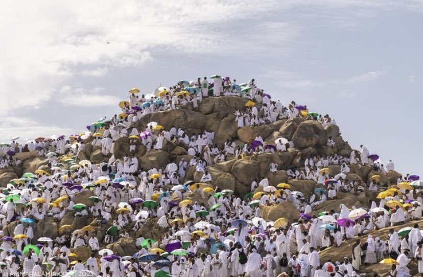 I leave behind me two things, the Qu'ran and my example, the Sunnah and if you follow these you will never go astray.

#Hajj23 #Hajj #Hajj_JourneyOfFaith