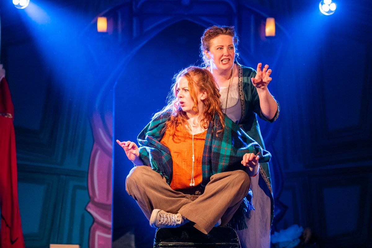 Our final show of the season #KeepinTheHeid is underway 🙌

This new comedy by Rachel Flynn sees a millennial magicked into Mary Queen of Scots' bedroom on the eve of her execution as they both try 'keepin' the heid'