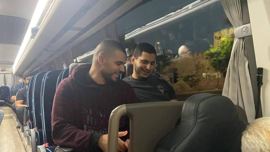 qudspal's tweet image. أهالي من الداخل المحـــ،تل يشدون الرحال لأداء الصلوات والاعتكاف في المسجد #الأقصى المبارك في يوم عرفة.
#عيدك_بالأقصى