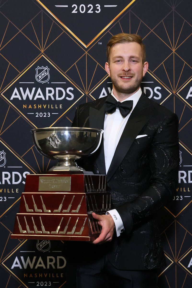 BOSBruinsHC's tweet photo. Good morning to linus ullmark, the best goaltender in the world https://t.co/AwlXrVExzg