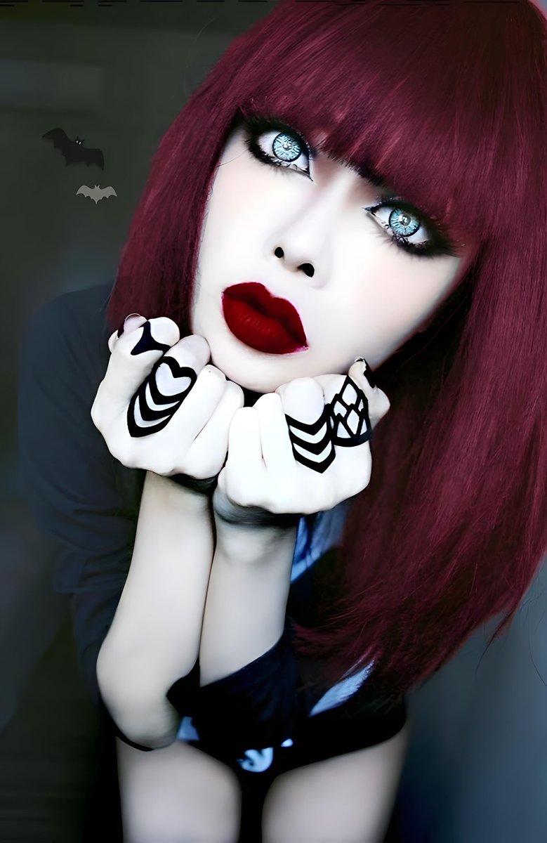 EireenViolet's tweet photo. #altmodel #altgirl #gothgirl #darkgirl #eireenvioletart #gothfashion #gothmakeup #sweetdarkness #darksilence #gothicbeauty #gothiclove #darkbeauty #gothfamily #nugoth #gothromantic #gothvampires #gothaesth #goth #gothvibes #gothworld #gothsexy #dark #darksexy #vampires 🦇❣️🦇 https://t.co/SvUrssN5ll