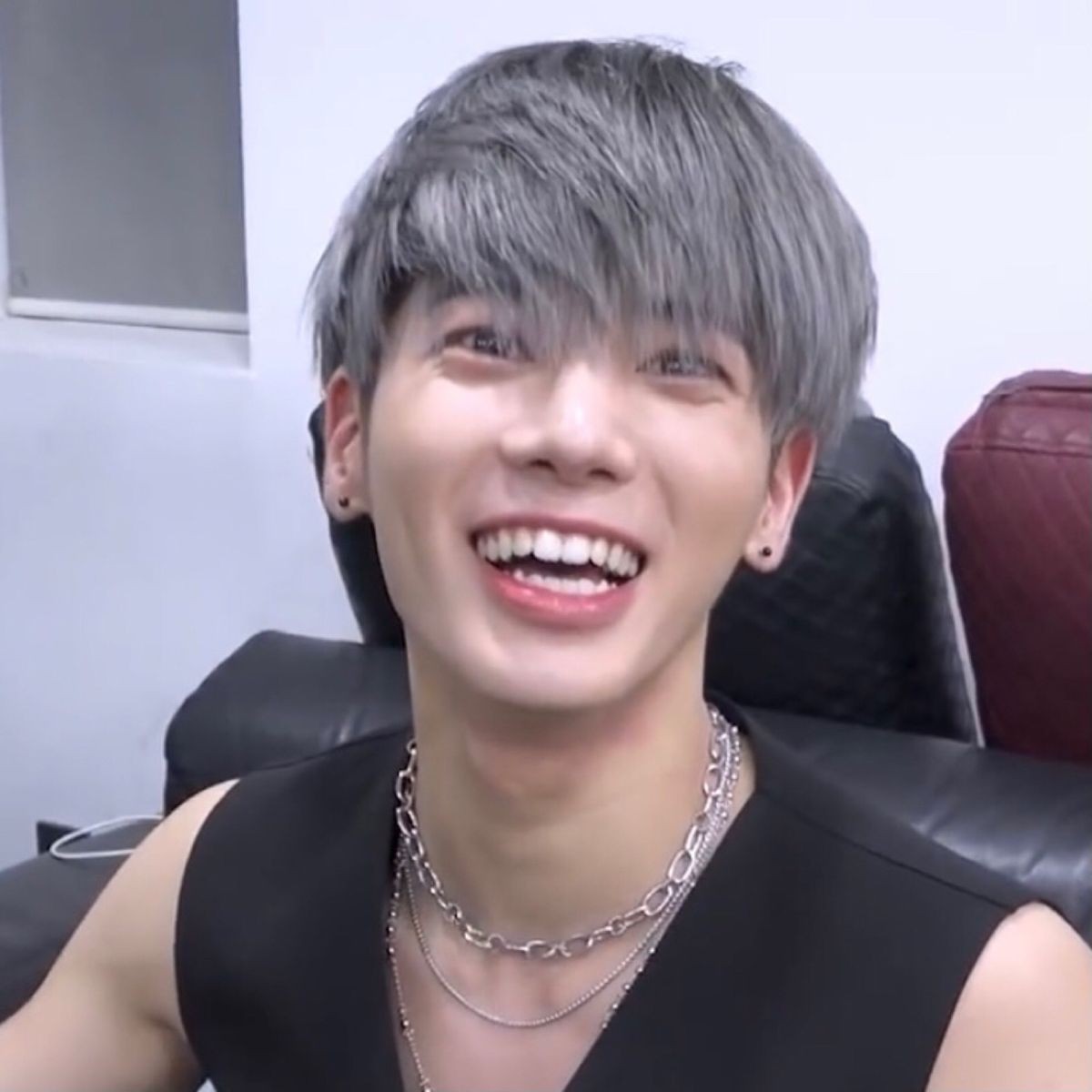 sharktyunnie's tweet photo. :D !!!! https://t.co/VmL0TBDOyD
