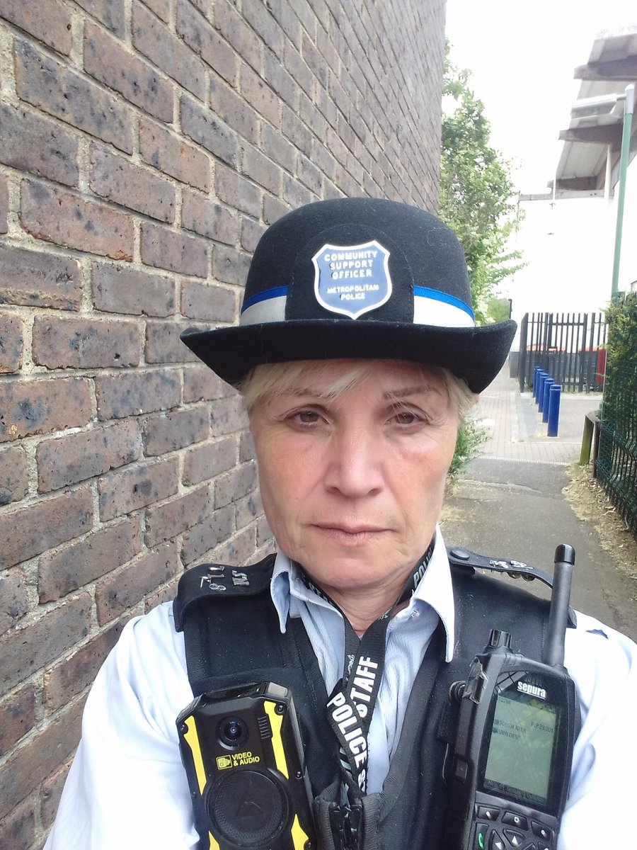 PCSO 7168 patrol Brown Close and surrounding roads