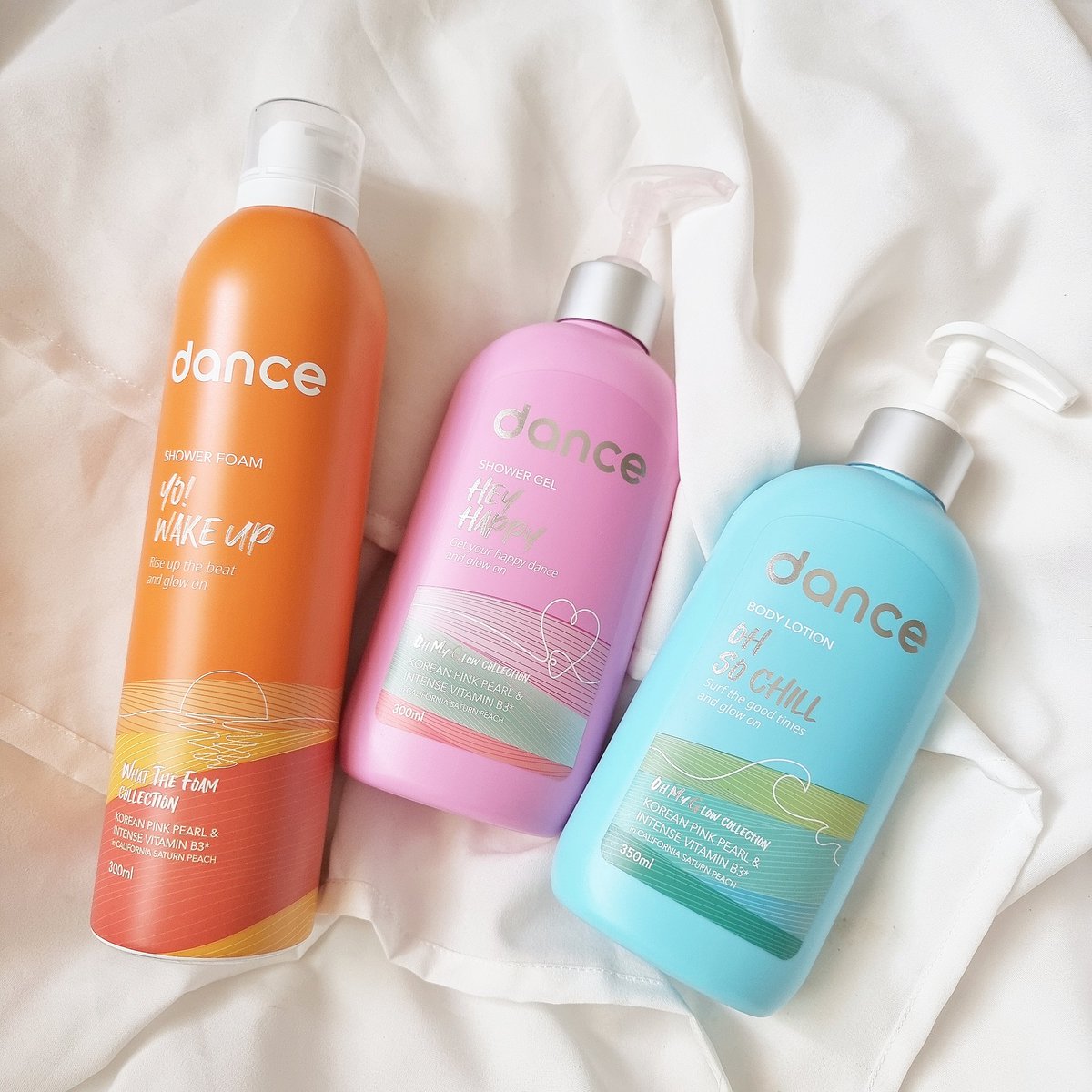 thisisoleang's tweet photo. #danceTH ออกโปรดักส์ใหม่ shower foam ได้มาลองแล้วชอบมาก ฟองโฟมนุ่มมมมมม อาบน้ำสนุกมากเอาจริง กลิ่น Yo Wake Up กลิ่นหอมสดชื่นของพีส บลอสซั่ม หอมแอคทีฟ สดใส หอมฟุ้งห้องน้ำเลย ละกลิ่นติดผิวดี๊ดี
#แดนซ์ทุกมู้ดสุขทุกโมเมนต์ #อัพมู้ดบูสท์ผิวโกลว์ #ใช้ดีบอกต่อ https://t.co/ipd1hFSzXR