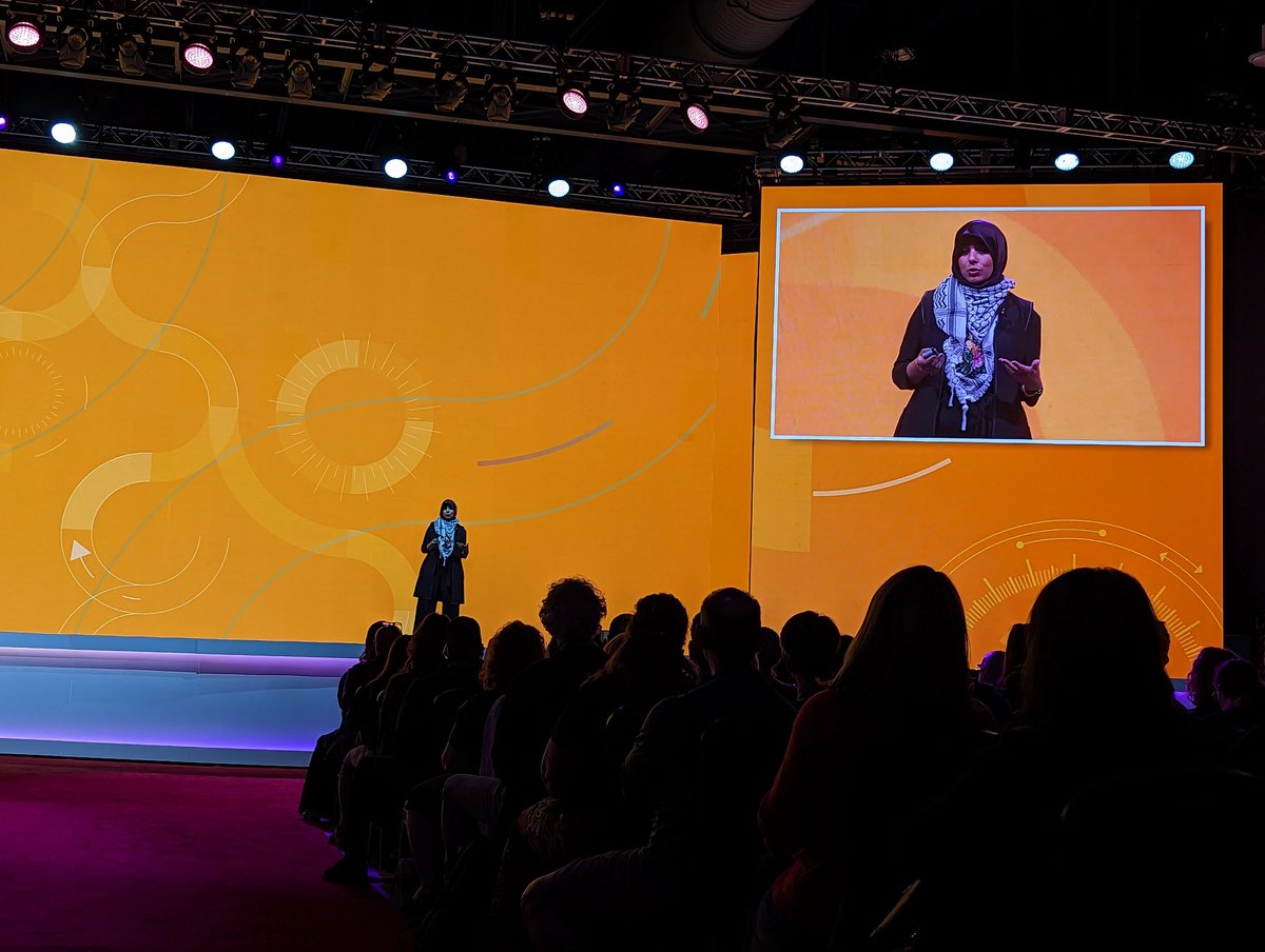Amazing to see @SJEducate shine on the mainstage at #ISTELive23. Sharing her story, the story of her students, and radical dreams made reality.