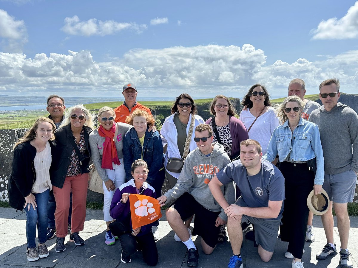 📍Ireland 🇮🇪 First study abroad underway!