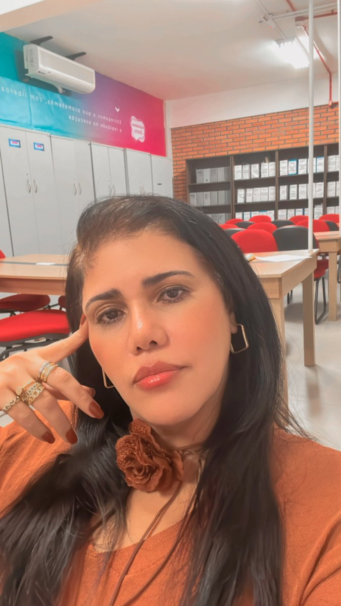 leideq's tweet photo. Bom dia!🌼 https://t.co/aMFAT2ym0D