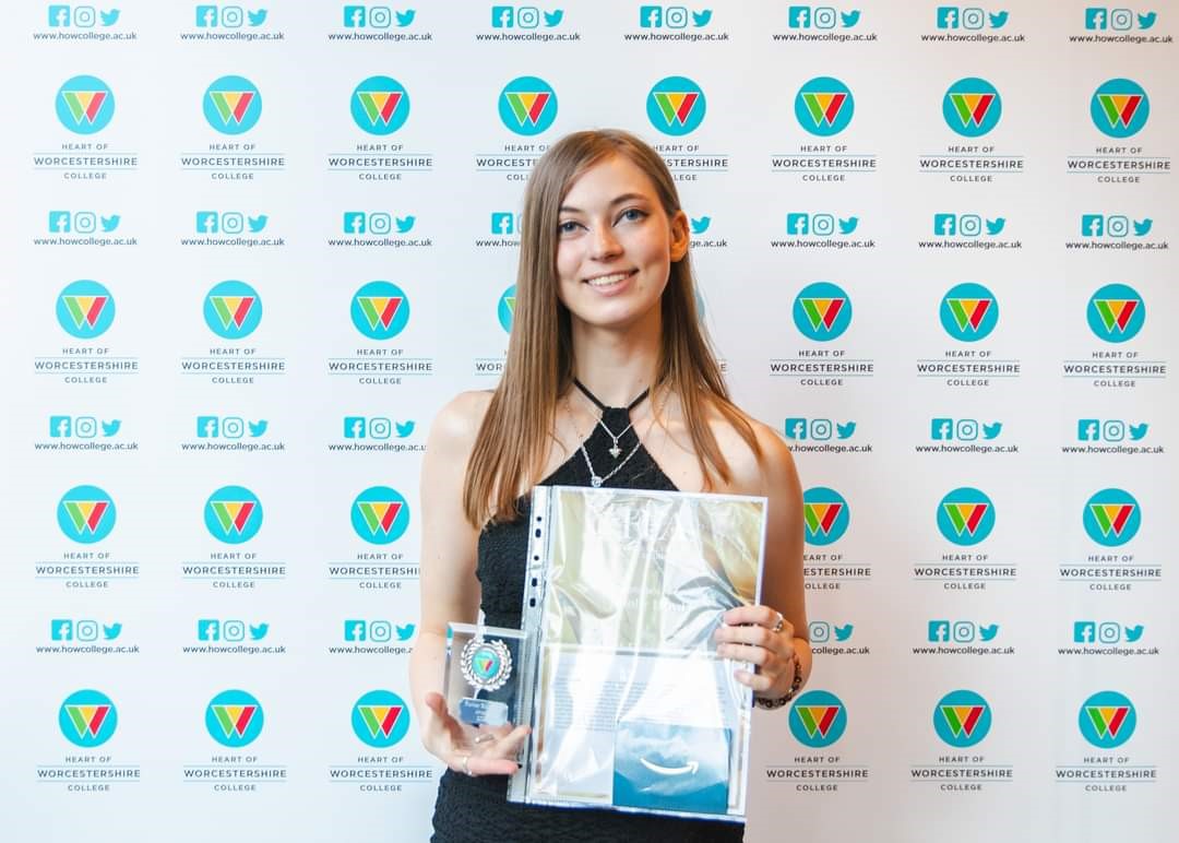 Huge congratulations to Molly one of our wonderful apprentices, who picked up the "Most Determined" award at the HOW College 2023 FE Awards!

Well done Molly, we are all so proud of you and this fantastic achievement!

#team #awardwinning #apprenticeships