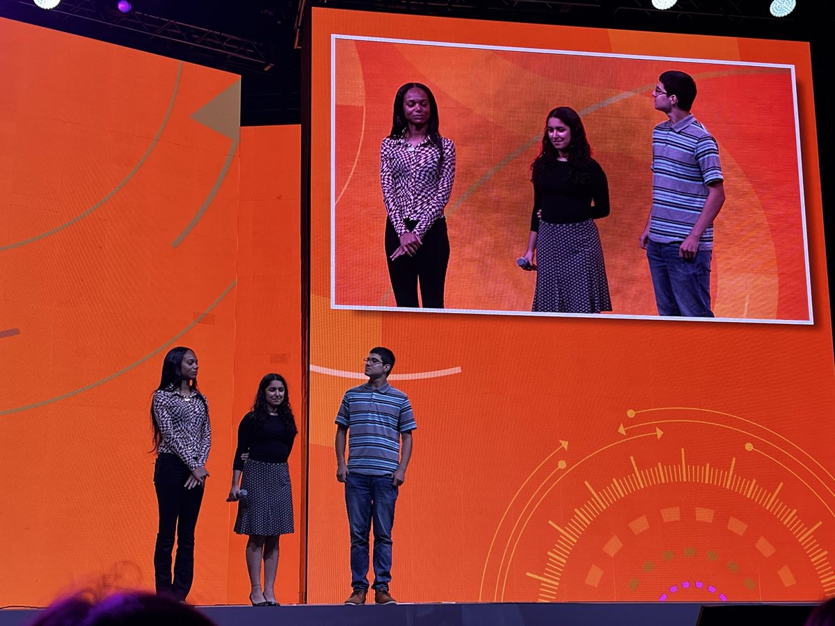 Hearing the powerful voices of young people advocate for their own lives experiences gives hope, but it should also give us a call to do everything we can to build the world they need now #ISTELive