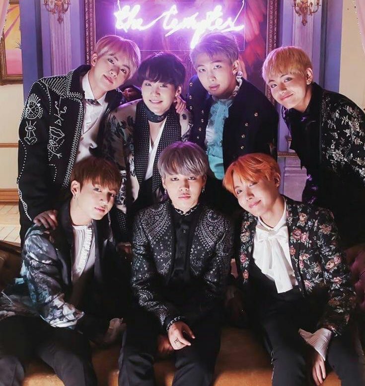 build your “wings era” moment with bts! 🔮  (quote with your result)