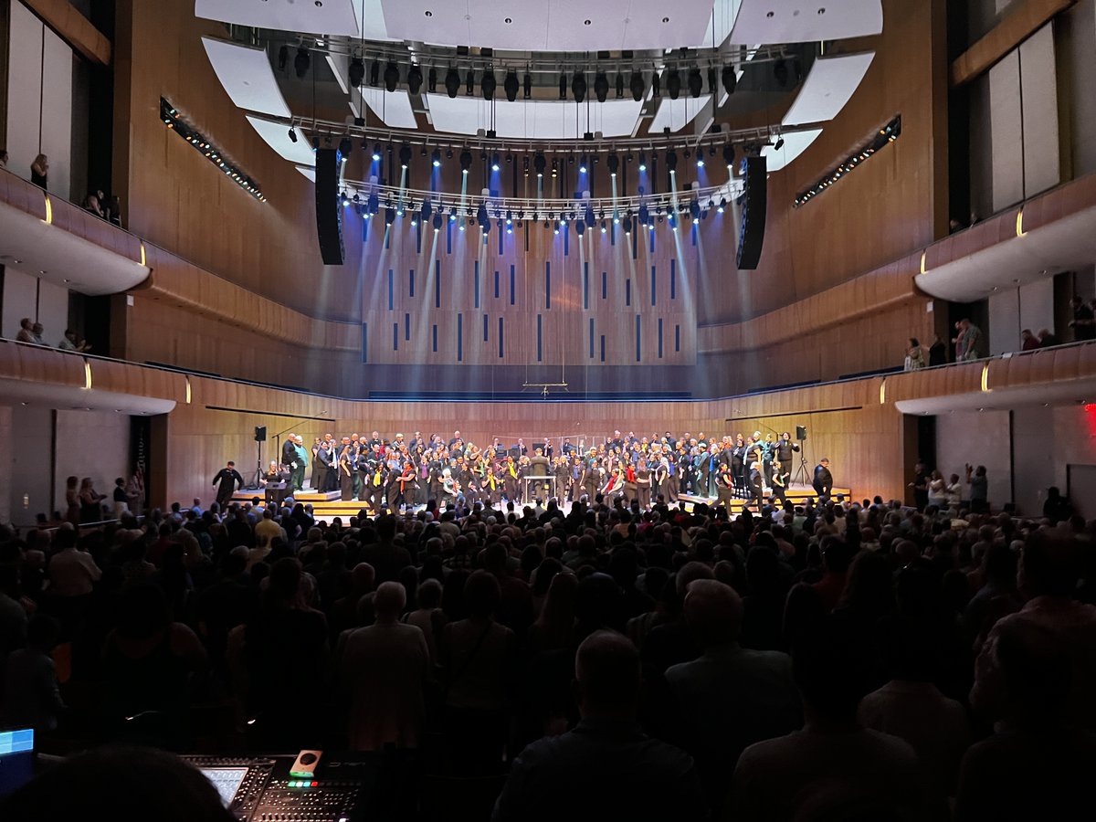 UNO School of Comm (@communo) on Twitter photo Dr. Whitney Gent celebrates her first season singing in the River City Mixed Chorus. rcmc.org
What an impressive and entertaining event!  Great job, Dr. Gent! Dr. Whitney Gent celebrates her first season singing in the River City Mixed Chorus. rcmc.org
What an impressive and entertaining event!  Great job, Dr. Gent!