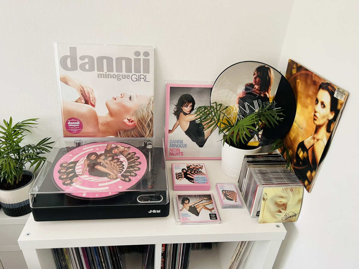 Collection growing! New addition from from 🇦🇺Girl25 @DanniiMinogue 🤍🩷🤍🩷🤍 #Girl25 #NeonNights20 

#vinylcollection #dannii #danniiminogue