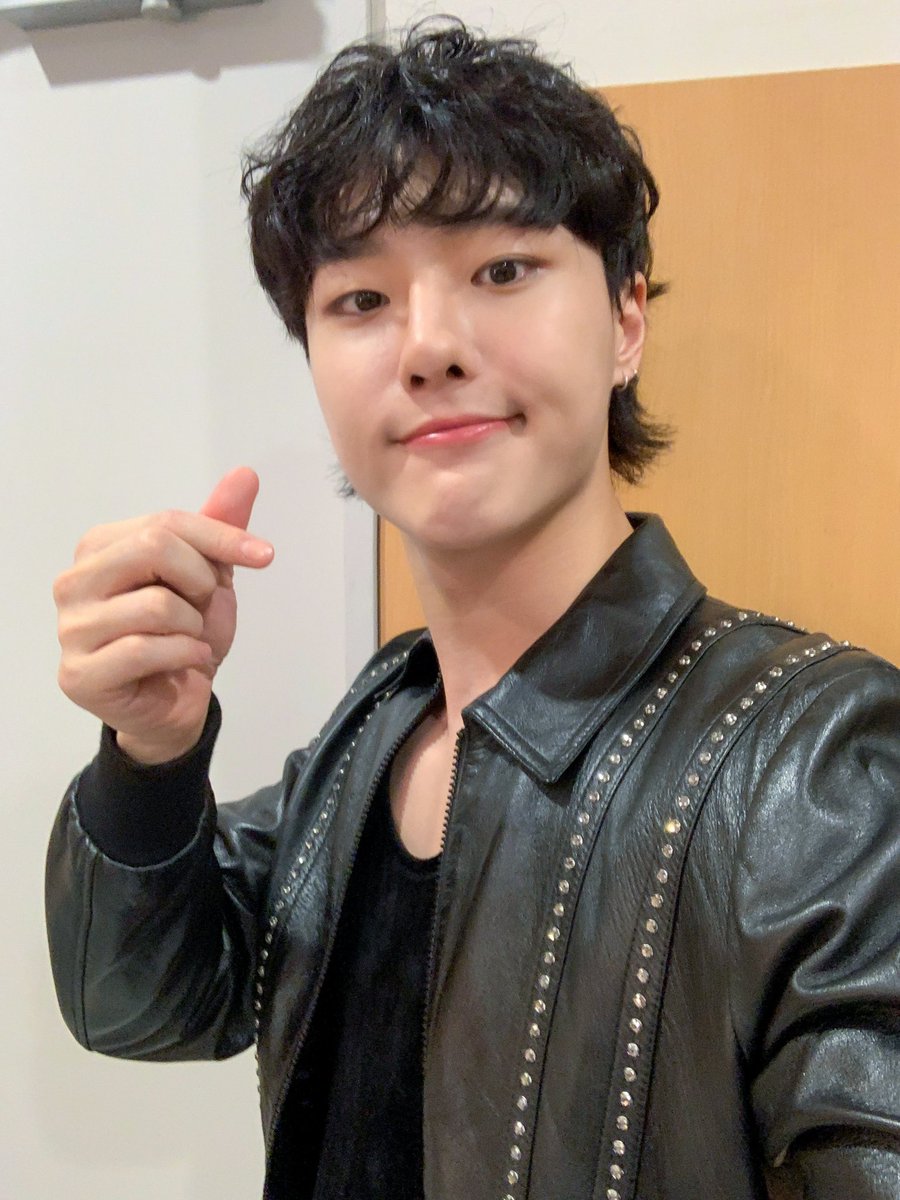 c_woodzofficial's tweet photo. [📷] 
230627 
2023 WOODZ World Tour [OO-LI] in Japan

#WOODZ #우즈 #OO_LI 
#OO_LI_PROJECT 
#우리_프로젝트 https://t.co/TqYbbZpx7i