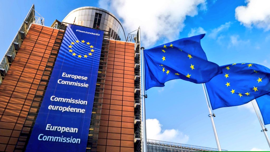 viejocontinent_'s tweet photo. 🏢 1. Cuando se habla de "Bruselas", en una enorme mayoría de casos, se refieren a la Comisión Europea. https://t.co/qchMoq4X2U