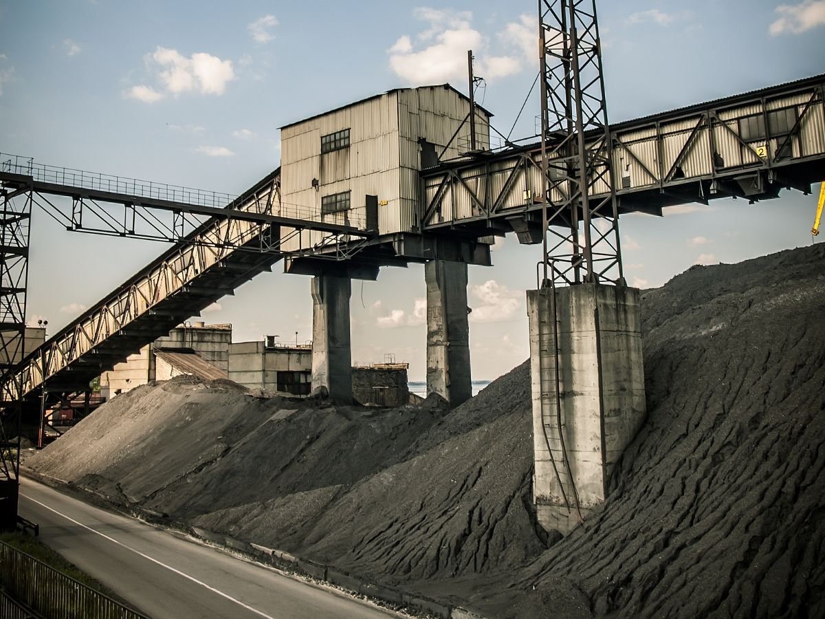 The Seventh round of commercial coal mine auctions was launched by the......READ MORE

#PsuConnect #PSUnews #coalmines #coalministry #coal #auctions @CoalMinistry @JoshiPralhad @CoalIndiaHQ 

psuconnect.in/news/coal-mini…