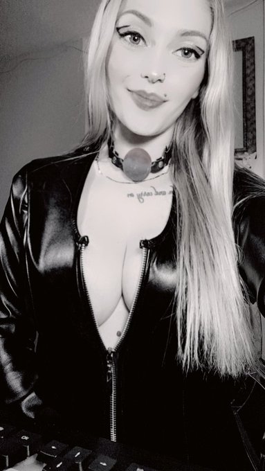 #goodmorning  #l&aacute;tex #latexandleather  #FolloMe https://t.co/iZwCSmYTYL<a href="/tag/goodmorning"class="tags">#goodmorning</a><a href="/tag/l%C3%A1tex"class="tags">#l&aacute;tex</a><a href="/tag/latexandleather"class="tags">#latexandleather</a><a href="/tag/follome"class="tags">#FolloMe</a>