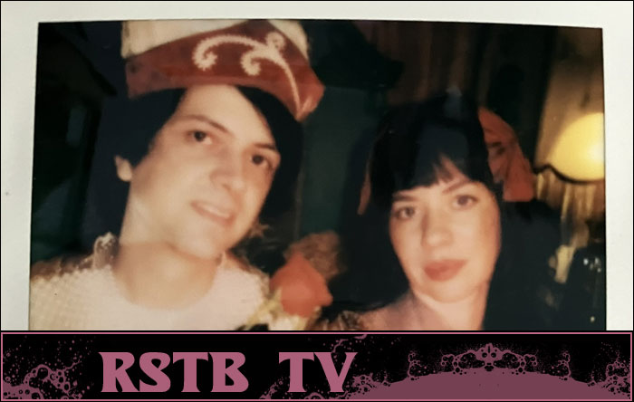 RavenSingsTheBlues (@rstbrecords) on Twitter photo Digging deeper into the well of wounded country, <a href="/tele_novella/">Tele Novella</a>'s new single lopes along on a classic, heartbroken country lilt, melding ‘60s jukebox tearjerkers from the school of Pasty Cline and Dottie West with a ripple of baroque pop. <a href="/killrockstars/">Kill Rock Stars</a> bit.ly/3PxOb4H Digging deeper into the well of wounded country, <a href="/tele_novella/">Tele Novella</a>'s new single lopes along on a classic, heartbroken country lilt, melding ‘60s jukebox tearjerkers from the school of Pasty Cline and Dottie West with a ripple of baroque pop. <a href="/killrockstars/">Kill Rock Stars</a> bit.ly/3PxOb4H