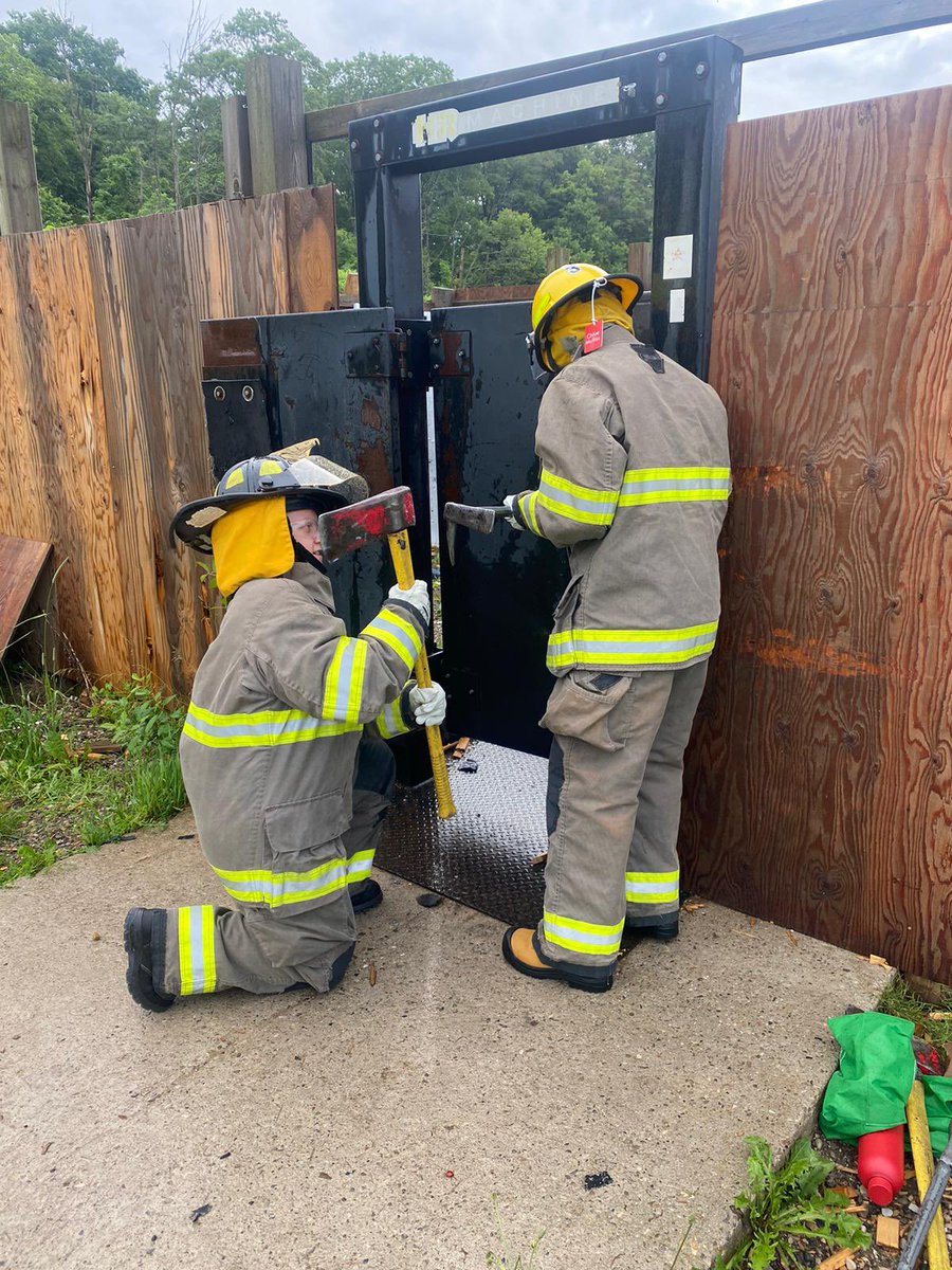 KitchFire's tweet photo. Great first day for these 28 young females participating in the Camp FFIT program. @KitchFire members looking to put these aspiring firefighters through more skills during day 2 today. https://t.co/Dyu3obEzrm