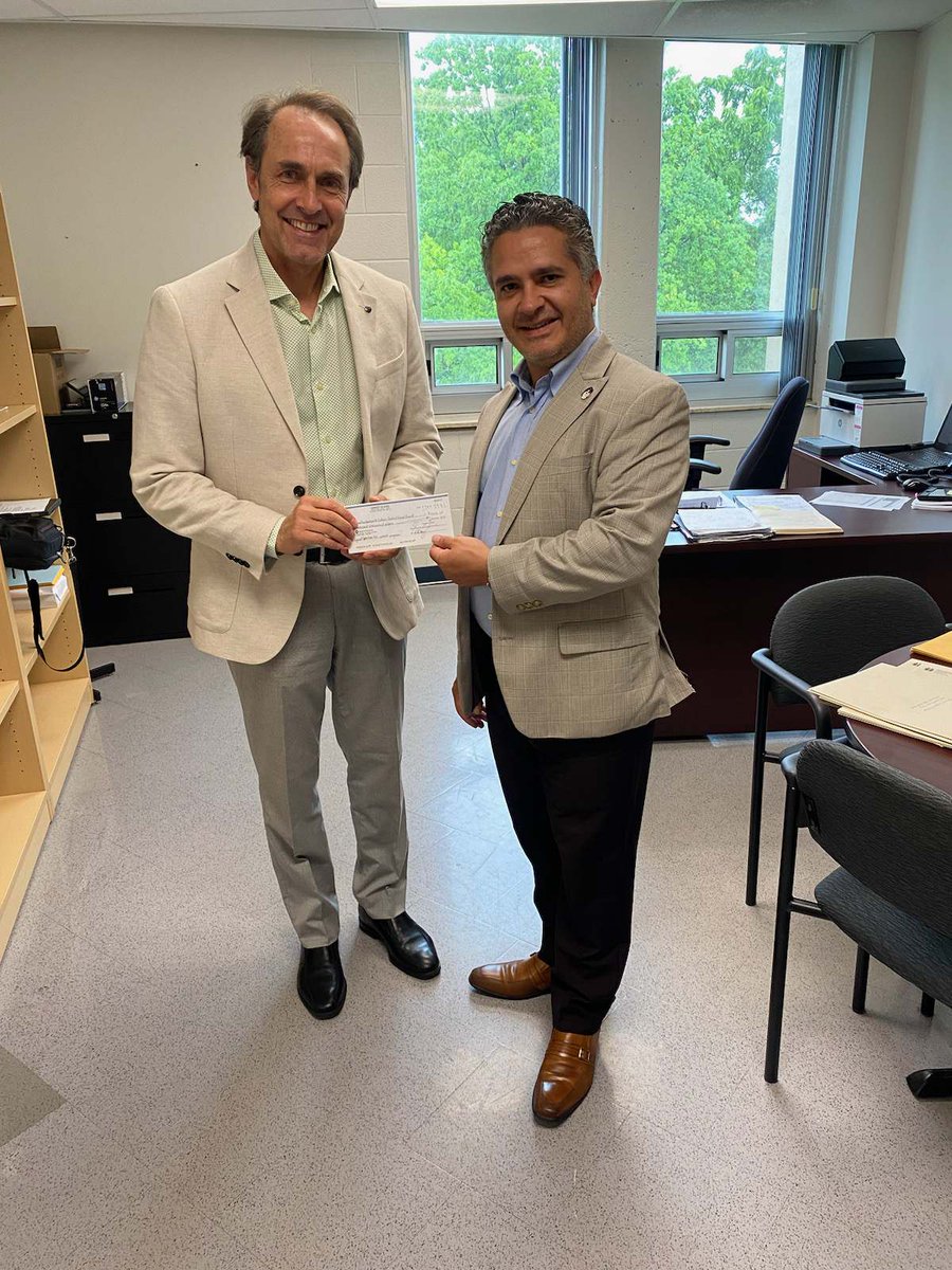 MadalenaJohn's tweet photo. Thank you so much for the generous donation from @CharityofHope .Supporting students during the Summer months is key to ensuring positive mental and physical health. This support will assist with overnight camp experiences at @CampBrebeuf. Thank you to @CalogeroAgro and the team. https://t.co/iE2EVq6gV2