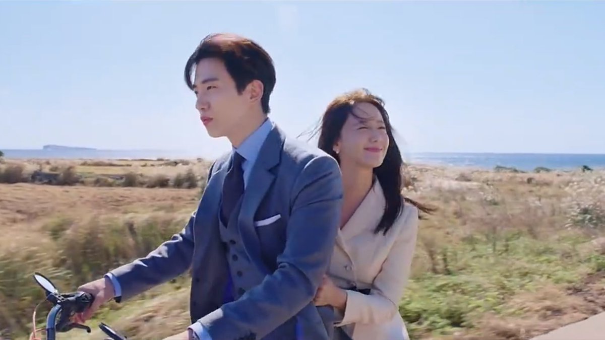 they look so cute together!!
#KingTheLand