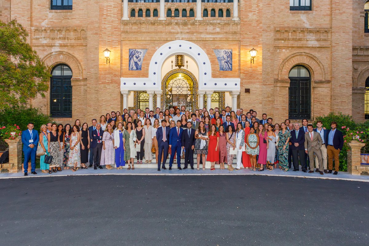 IISanTelmo's tweet photo. 🎉Enhorabuena a todos los graduados de la XII edición del Programa de Dirección y Gestión de Oficinas de Farmacia con @BidaFarma. ¡Les deseamos el mejor de los éxitos!
#éxito #graduación #celebración #formacióncontinua #SanTelmoBS https://t.co/hMLftoBNpA