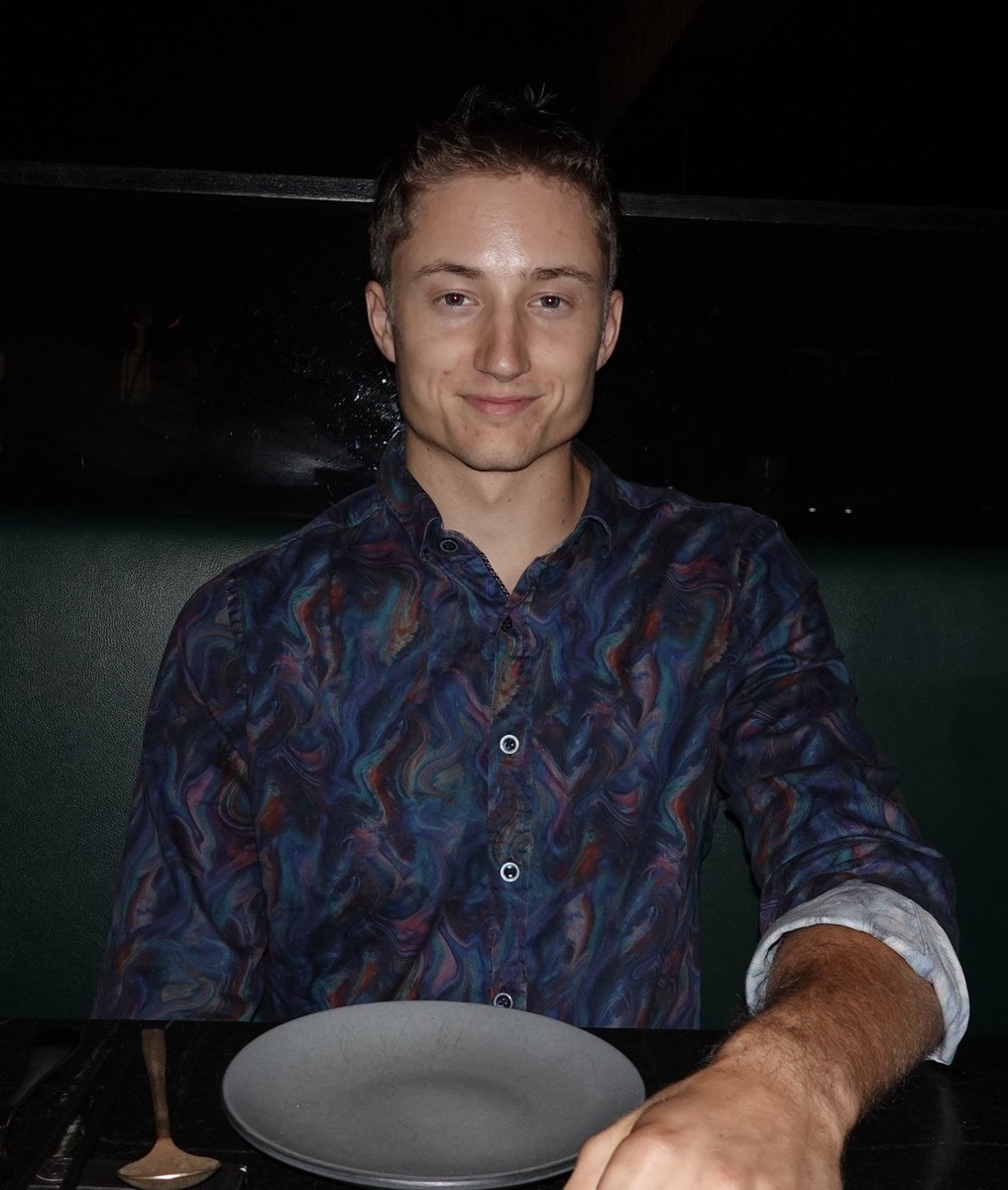 Gray Randølph tweet media