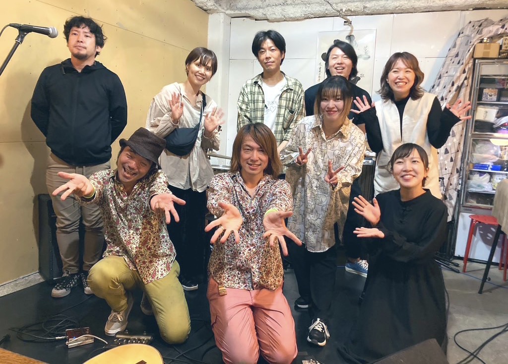 junnykiko4969's tweet photo. 【Jブログ滞留中】
手抜きが出来ずになかなか進まないブログ、3週間以上遅れをとってます。果たして追いつけるのか！？

#leafroom #GOGOCITTA #2ケツでチッタ #もりきこ女子会
#鎌田純子 #佳納子組 #摩耶 #中島彩歌

▼6/6 GO GO CITTA'×もりきこ女子会２ https://t.co/4ppCXn0TNq https://t.co/pSnortRJuZ