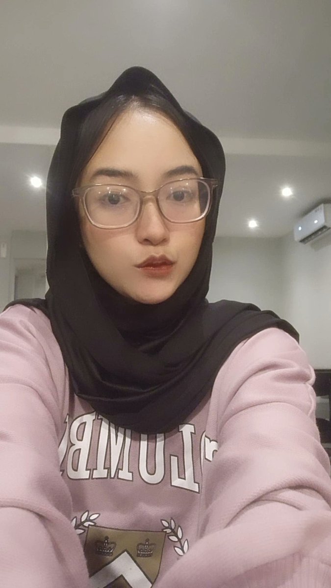 psikoIogi's tweet photo. manyun era https://t.co/9khN9wI4t3