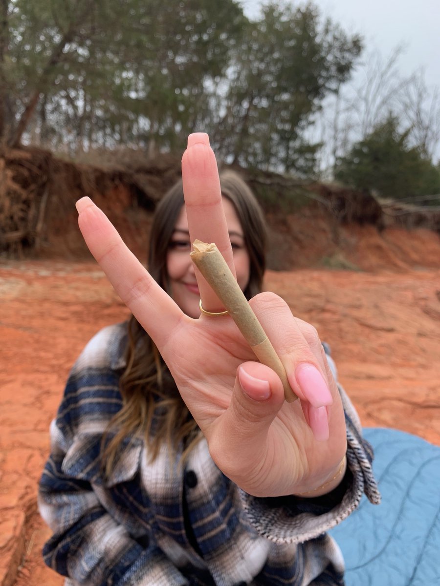 TreesTPC's tweet image. Puff, pass, peace✌️ #smokeatreeplantatree