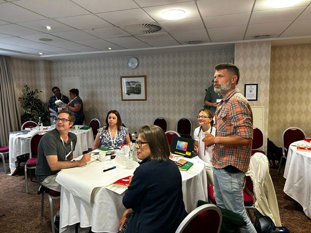 3/ <a href="/DeeJayMax_007/">David Maxwell</a>, SCIL Programme lead at <a href="/ScIL_NES/">The Scottish Improvement Leader (ScIL) programme</a> facilitated two sessions on the role of motivation in improvement. #ScILc44