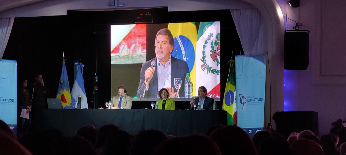 DteRegion21's tweet photo. Participando del encuentro sobre Educación, reformas y aprendizajes en la provincia de Buenos Aires https://t.co/NunTqUtskb